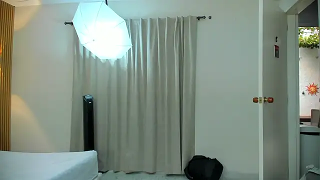 lilyth adam online show from 7, 11, 2025