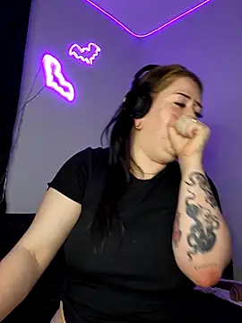 Snapshot of HarleyDemon666 chatting on 23, 11, 2025 HarleyDemon666 online show from 23, 11, 2025