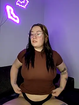 Snapshot of HarleyDemon666 chatting on 5, 12, 2025 HarleyDemon666 online show from 5, 12, 2025