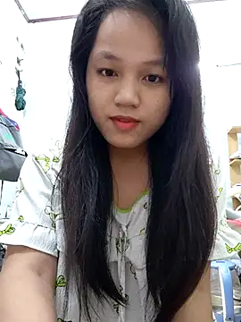 Snapshot of BabySweet-18 chatting on 1, 2, 2026 BabySweet-18 online show from 1, 2, 2026