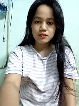 Snapshot of BabySweet-18 chatting on 6, 4, 2026 BabySweet-18 online show from 6, 4, 2026