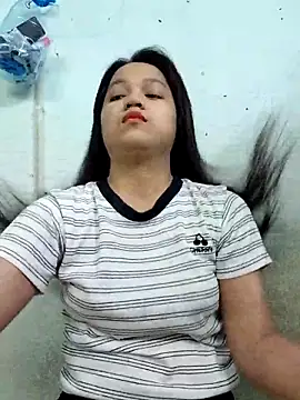 Snapshot of BabySweet-18 chatting on 16, 4, 2026 BabySweet-18 online show from 16, 4, 2026