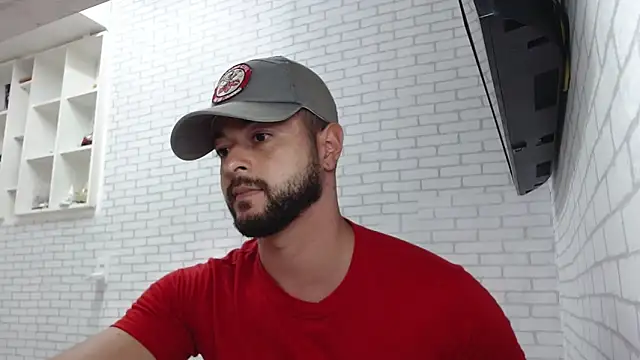 Snapshot of BombeiroHotx chatting on 5, 2, 2026 BombeiroHotx online show from 5, 2, 2026