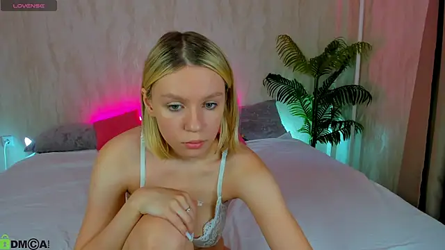 Snapshot of Casey_Miller chatting on 10, 10, 2025 Casey Miller online show from 10, 10, 2025