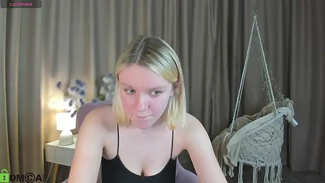 Snapshot of Casey_Miller chatting on 17, 10, 2025 Casey Miller online show from 17, 10, 2025