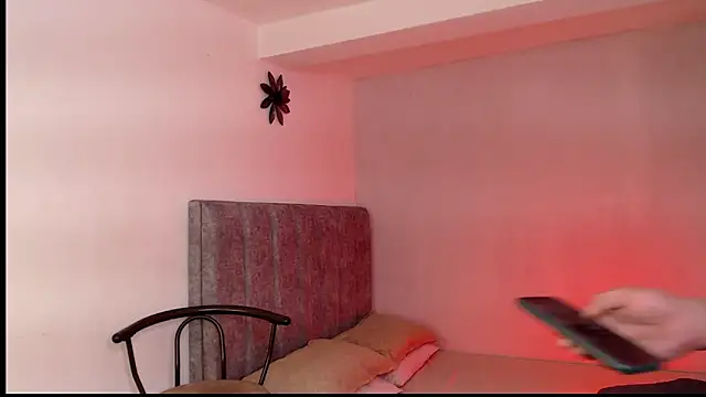 Eevil boys 77 online show from 9, 10, 2025