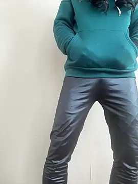 iikangi online show from 7, 3, 2026