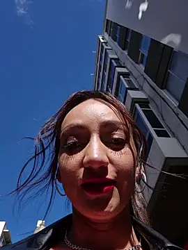 Ninabigtitied online show from 9, 1, 2026