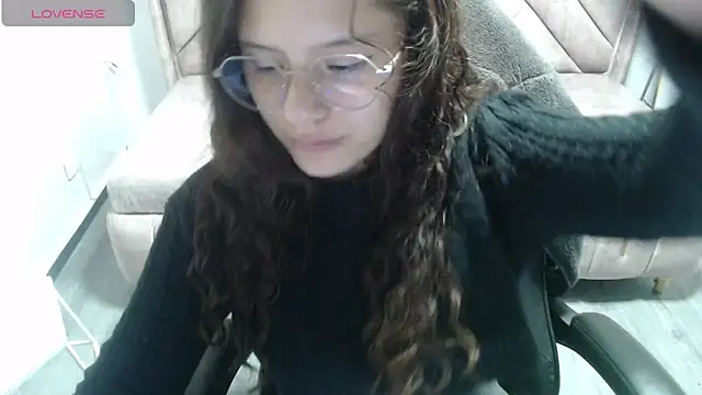 Velvet Moon V online show from 2, 2, 2026