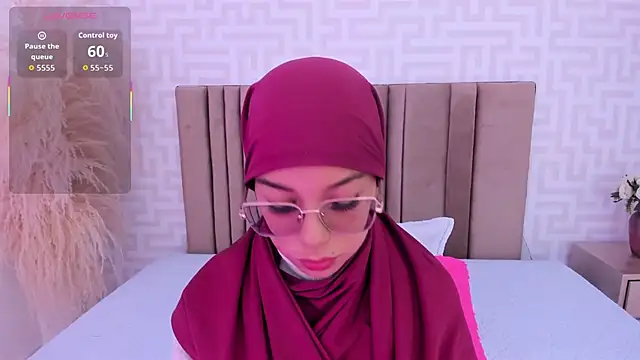 Snapshot of naishaa_ chatting on 21, 3, 2026 naishaa online show from 21, 3, 2026