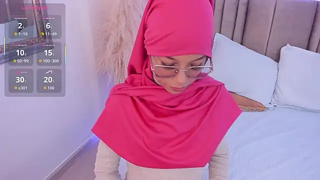 Snapshot of naishaa_ chatting on 26, 3, 2026 naishaa online show from 26, 3, 2026