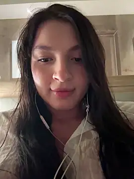Snapshot of AlanaHurd chatting on 10, 5, 2026 AlanaHurd online show from 10, 5, 2026