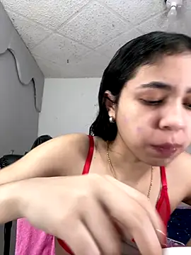  Alix 7 online show from 24, 9, 2025