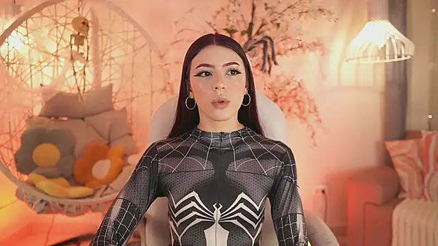 JadeSummerr online show from 1, 10, 2025