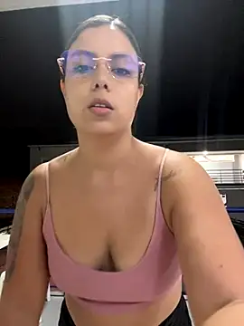 Snapshot of LICEET chatting on 1, 10, 2025 LICEET online show from 1, 10, 2025