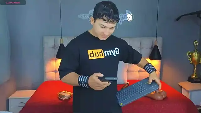 Horny nick18 online show from 7, 10, 2025