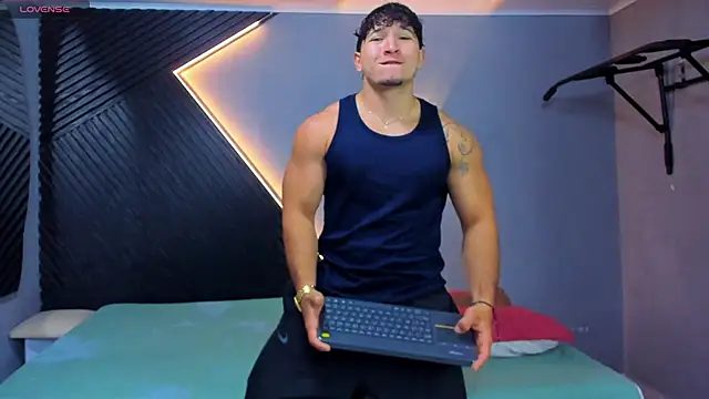 Horny nick18 online show from 9, 5, 2026
