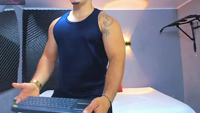 Horny nick18 online show from 13, 5, 2026