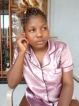 Snapshot of SweetHoney21_ chatting on 17, 1, 2026 SweetHoney21 online show from 17, 1, 2026