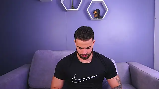 Paul Phoenix online show from 17, 11, 2025