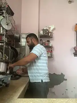 Snapshot of amitsharma7868 chatting on 8, 4, 2026 amitsharma7868 online show from 8, 4, 2026