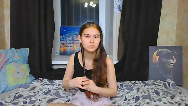 Snapshot of litle_owl chatting on 25, 9, 2025 litle owl online show from 25, 9, 2025