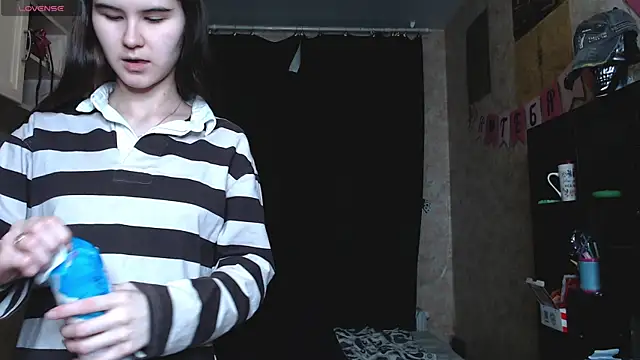 Snapshot of litle_owl chatting on 3, 10, 2025 litle owl online show from 3, 10, 2025