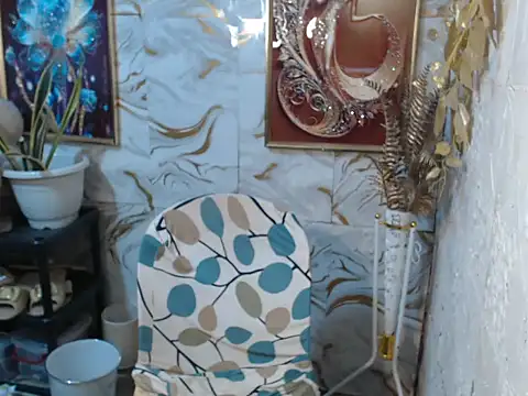 Snapshot of tshot_izzy_88 chatting on 2, 10, 2025 tshot izzy 88 online show from 2, 10, 2025