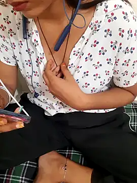 Naira-Tripathi online show from 20, 9, 2025