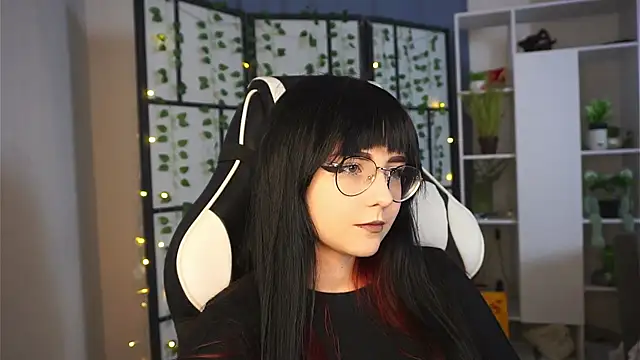 BereniceBattersby online show from 14, 9, 2025