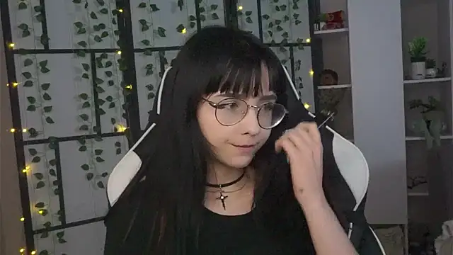 BereniceBattersby online show from 20, 9, 2025