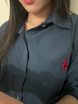 Snapshot of Desi_sara chatting on 4, 3, 2026 Desi sara online show from 4, 3, 2026