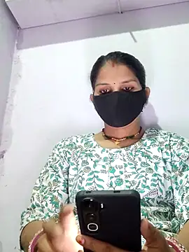 poojam93 online show from 8, 10, 2025