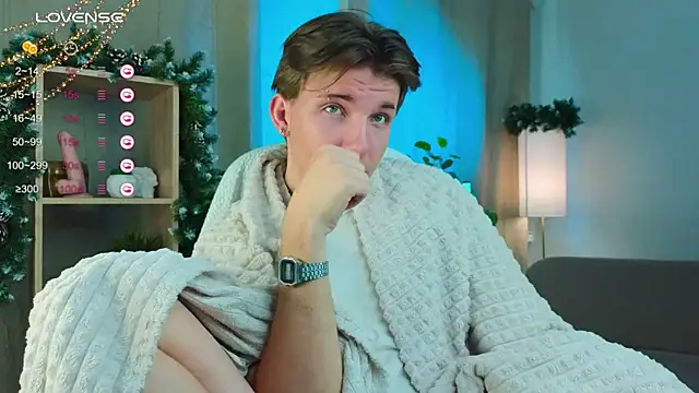 Snapshot of Robby_Manson chatting on 5, 12, 2025 Robby Manson online show from 5, 12, 2025