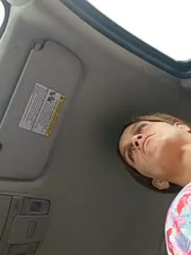 sarahkat86 online show from 12, 2, 2026