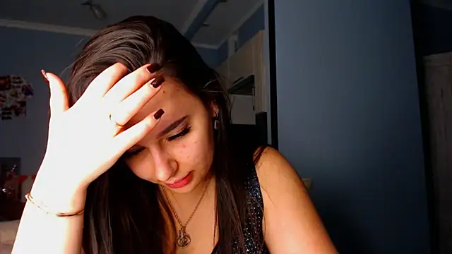 NikiWhite online show from 25, 9, 2025