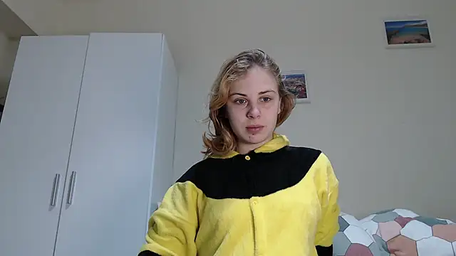 Snapshot of Alismoona chatting on 25, 2, 2026 Alismoona online show from 25, 2, 2026