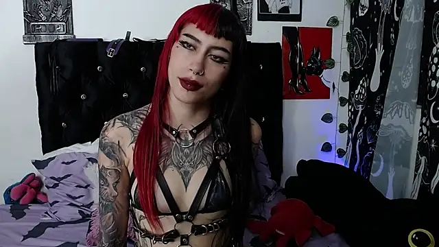 mayaREDdoll online show from 15, 7, 2026