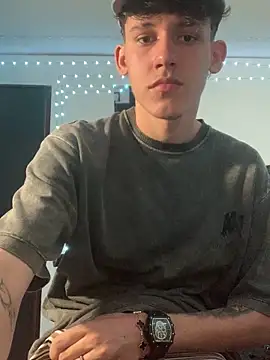 Snapshot of Mike-snderson chatting on 20, 12, 2025 Mike-snderson online show from 20, 12, 2025