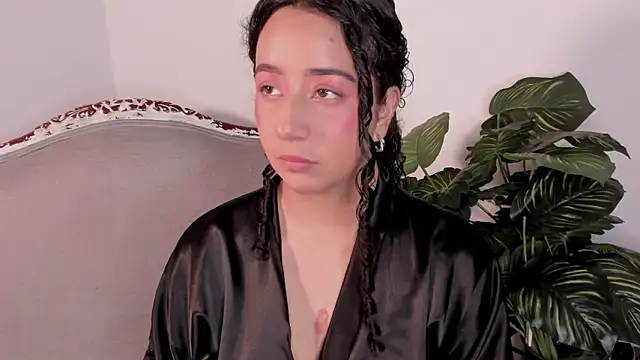 BellaSwwan online show from 14, 11, 2025