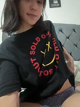 Aitana Jhons online show from 5, 2, 2026