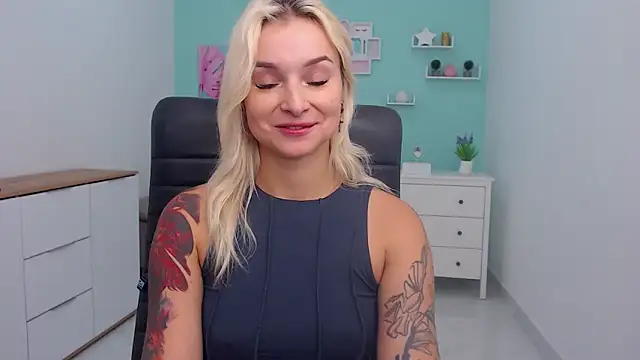 LilFleurish online show from 11, 9, 2025