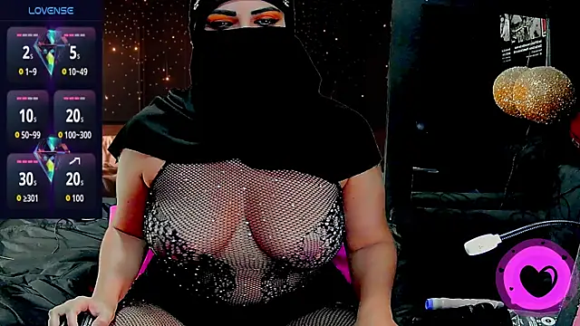 SultanaLayla online show from 22, 11, 2025