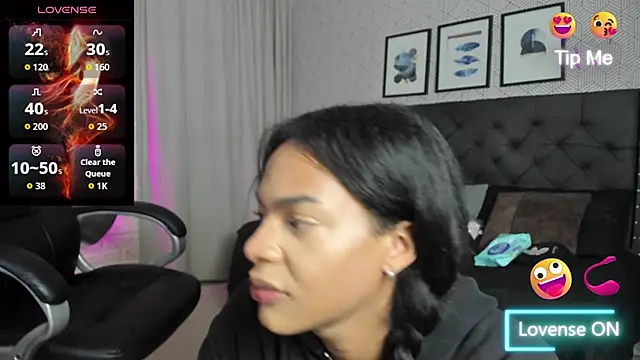 Snapshot of sweet__vanessa1 chatting on 23, 10, 2025 sweet  vanessa1 online show from 23, 10, 2025