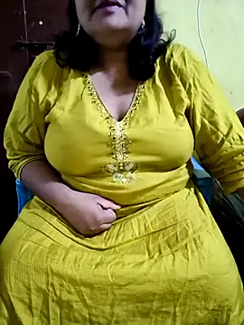 Snapshot of Swapna_Hyd chatting on 3, 10, 2025 Swapna Hyd online show from 3, 10, 2025