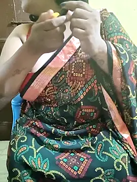 Snapshot of Swapna_Hyd chatting on 16, 10, 2025 Swapna Hyd online show from 16, 10, 2025