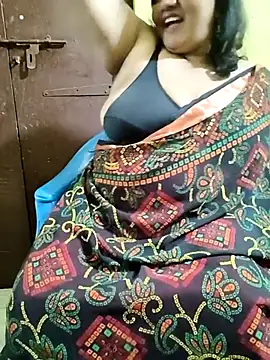 Snapshot of Swapna_Hyd chatting on 18, 11, 2025 Swapna Hyd online show from 18, 11, 2025