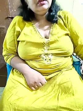 Snapshot of Swapna_Hyd chatting on 25, 11, 2025 Swapna Hyd online show from 25, 11, 2025