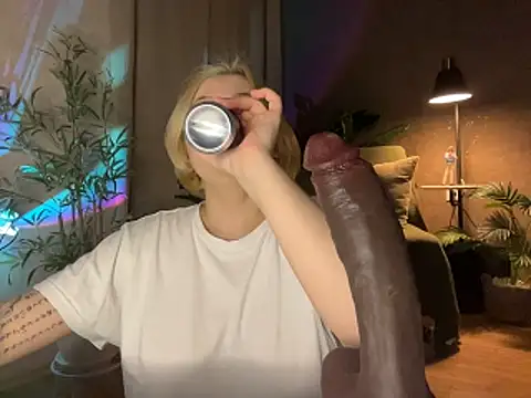 MoonIvy  online show from 22, 3, 2026