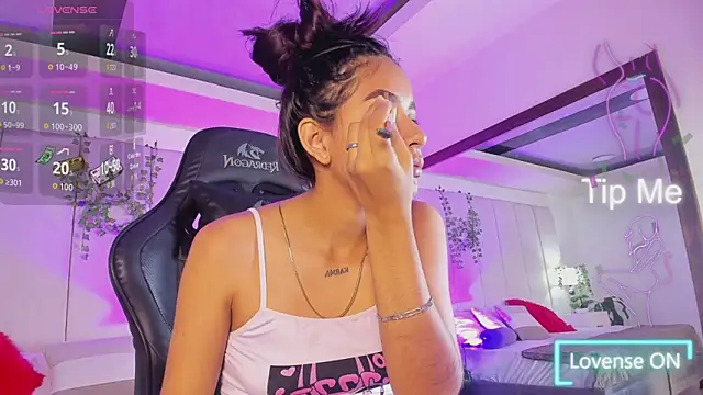 Snapshot of mia_rousse25 chatting on 17, 2, 2026 mia rousse25 online show from 17, 2, 2026